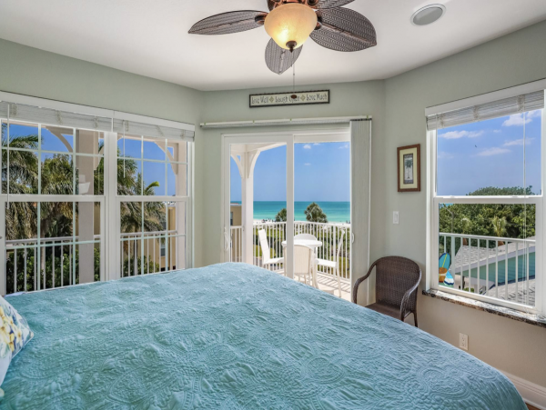 Expansive Beach Home - Casual Luxury - Steps to the Beach